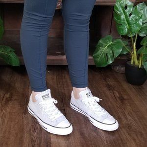 Converse All Star sneakers size 9